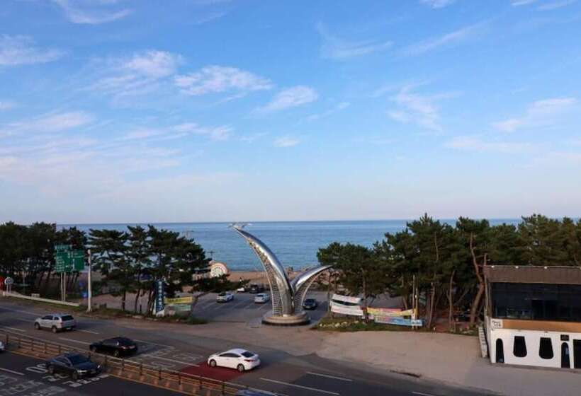 Yeongdeok Sunshine Pension