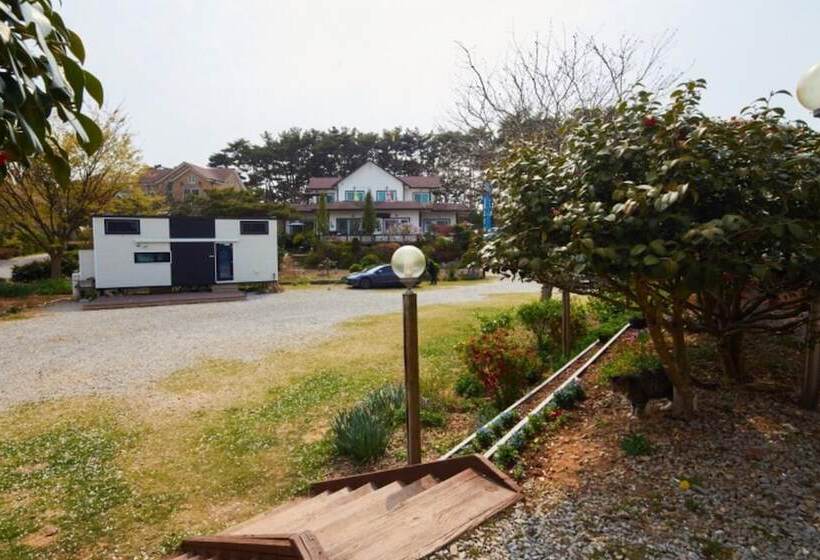 Taean Badayeohaeng Pension