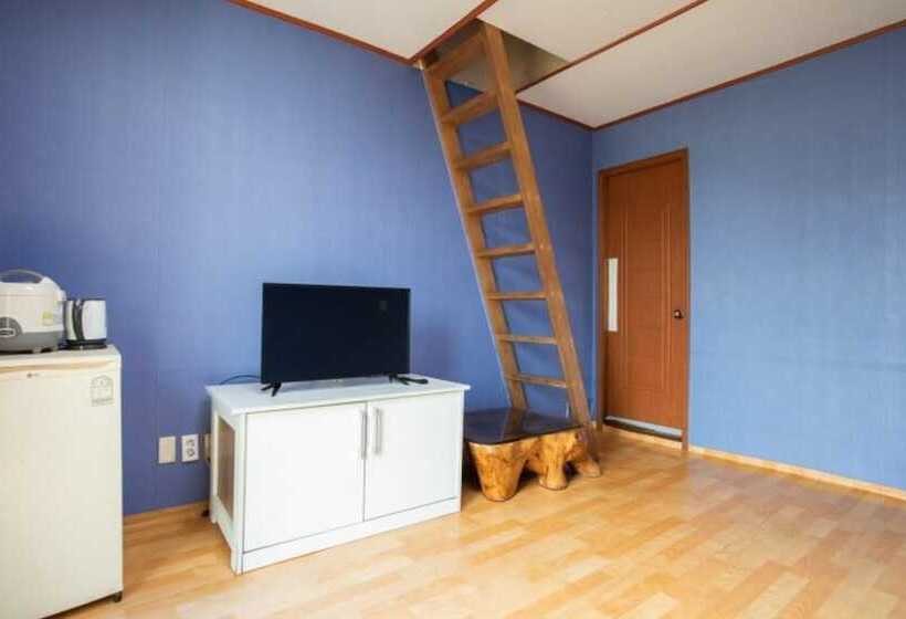 Taean Badayeohaeng Pension