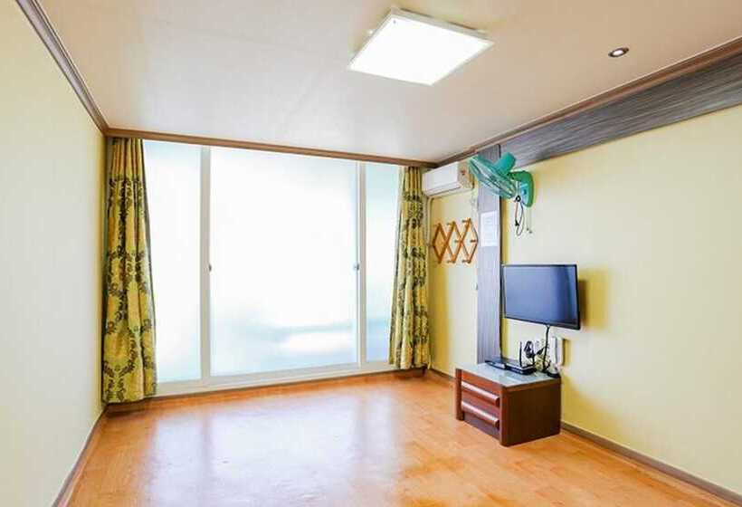 Taean Baegakgwan Pension