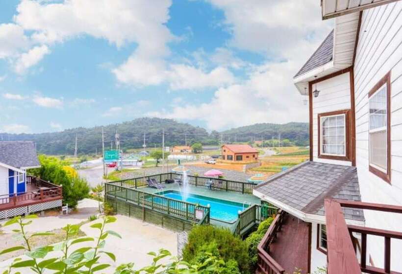 Taean Dalbam Pet Pension