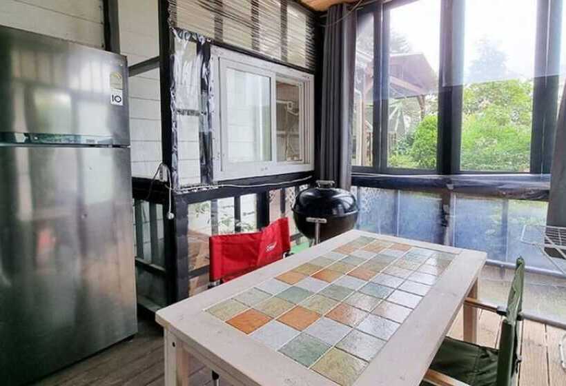 Taean Dalbam Pet Pension