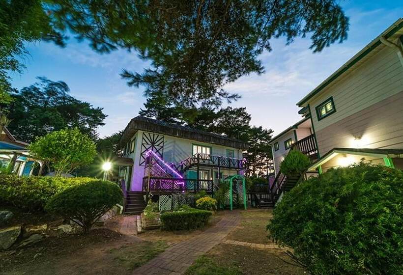 Taean Geuttaegeu Pension