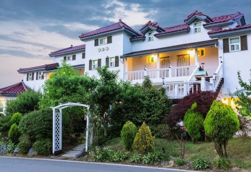 Taean Gold Hue Pension
