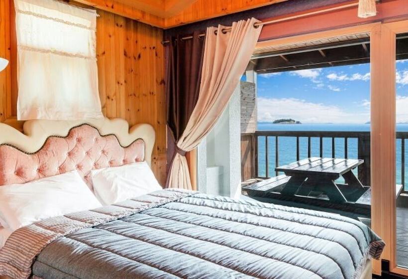 Taean Gold Hue Pension