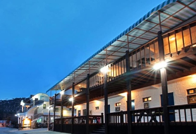 Taean Healing House Pension