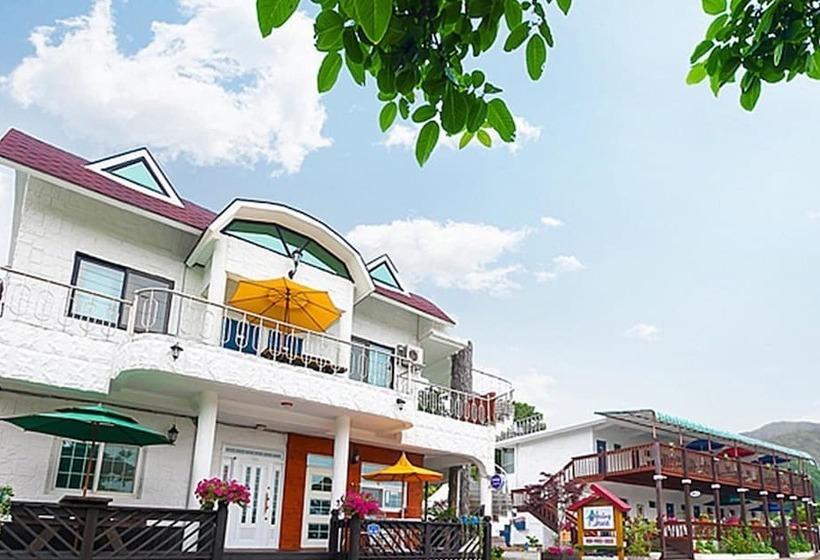 Taean Healing House Pension