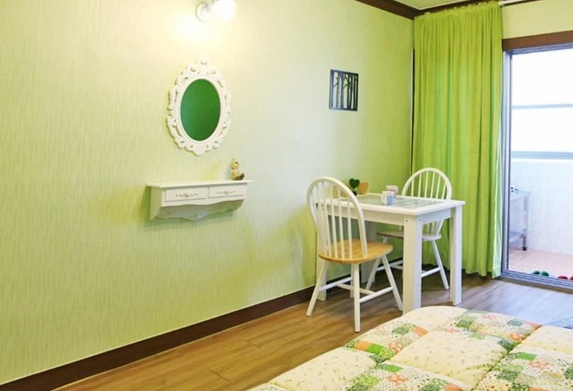 Taean Healing House Pension