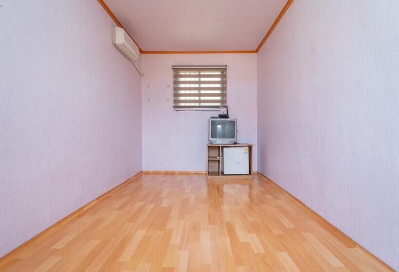 Taean Mammose Pension