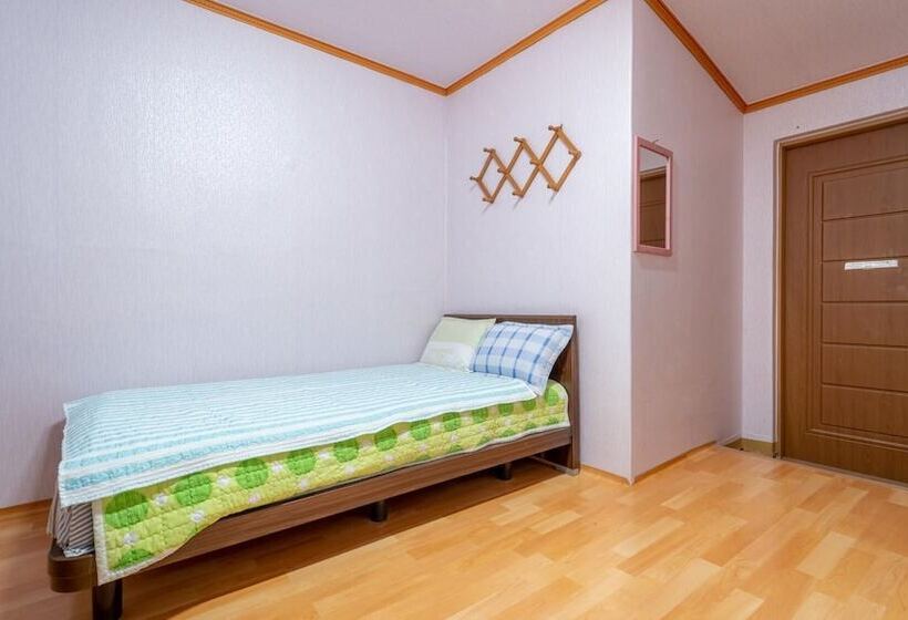 Taean Mammose Pension