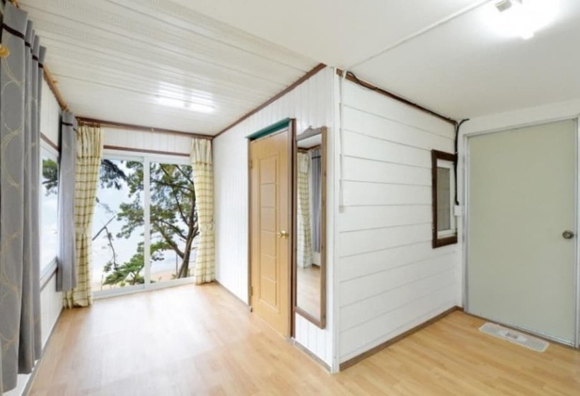 Taean Manripo Picnic Pension