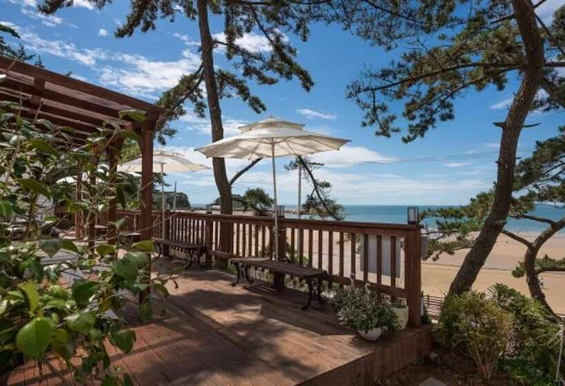 Taean Manripo Picnic Pension