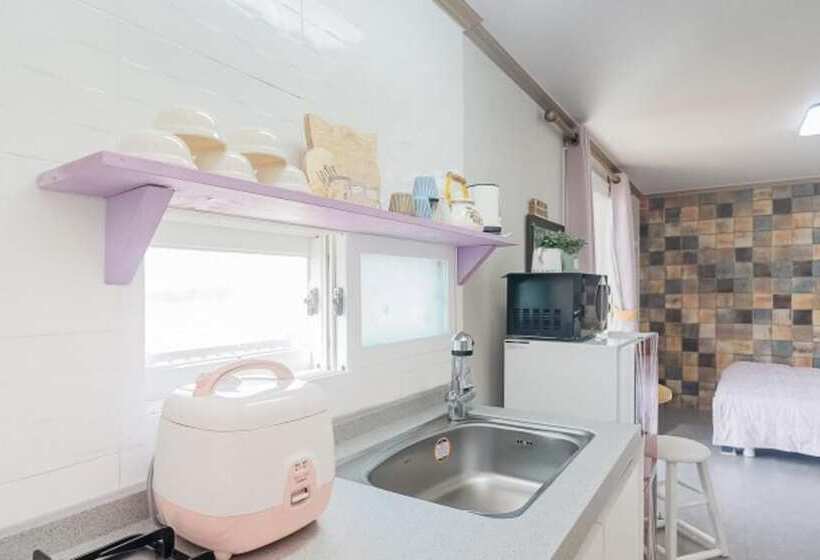 Taean Manripo Picnic Pension