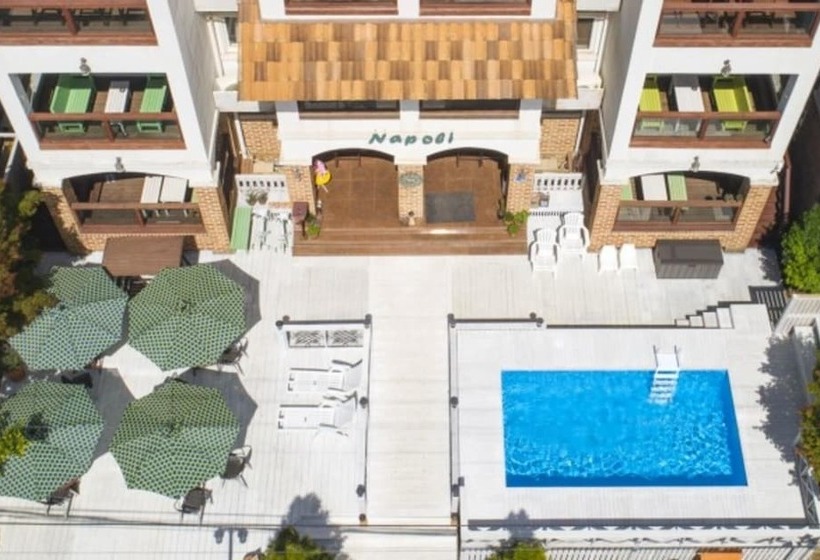 Taean Napoli Pension