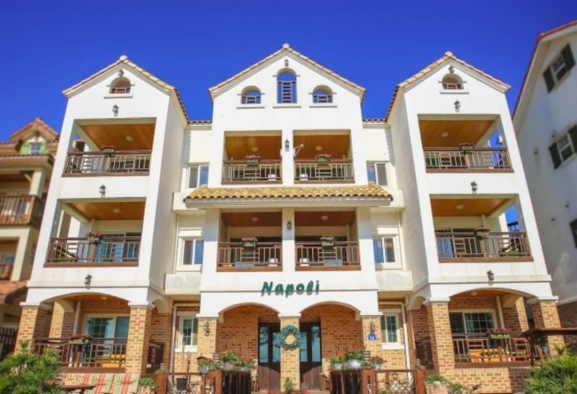 Taean Napoli Pension