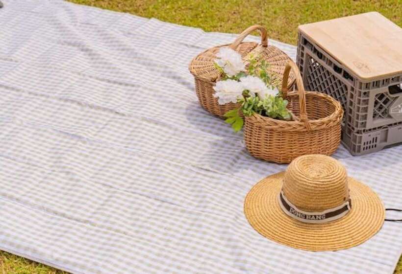 Taean Napoli Pension