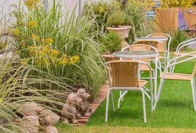 Taean Napoli Pension