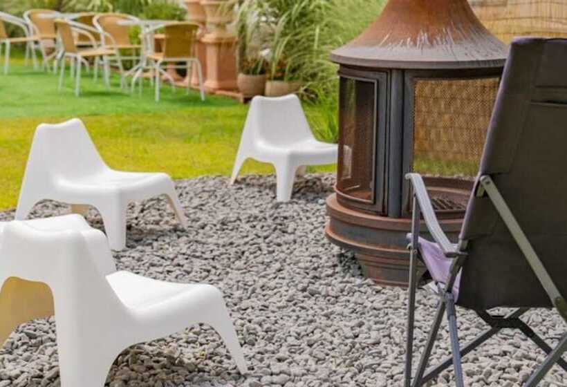 Taean Napoli Pension