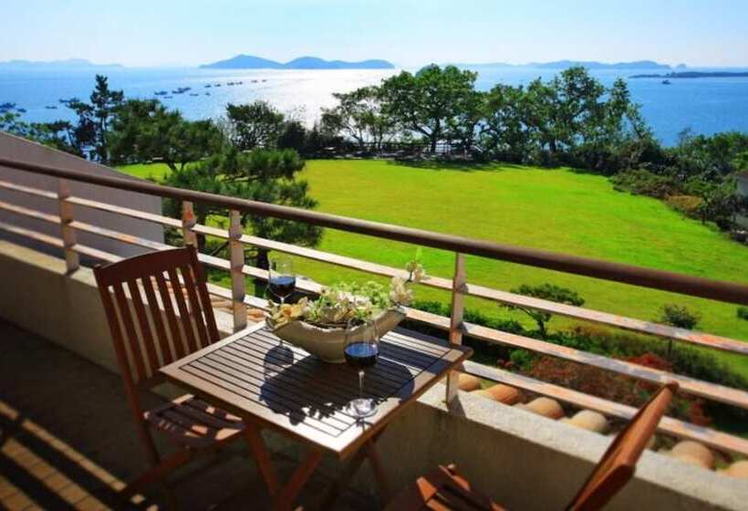 Taean Seapoem Pension