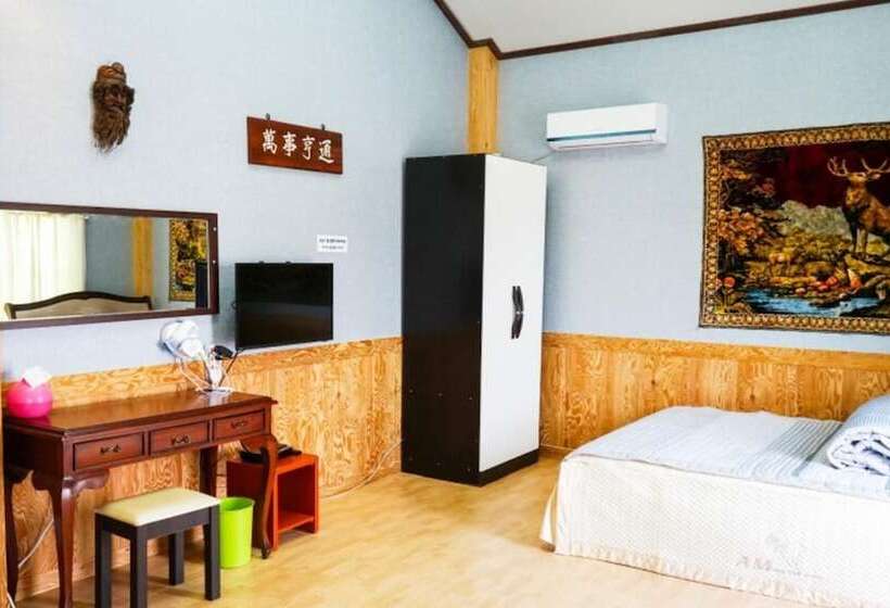 Taean Seaman House Pension