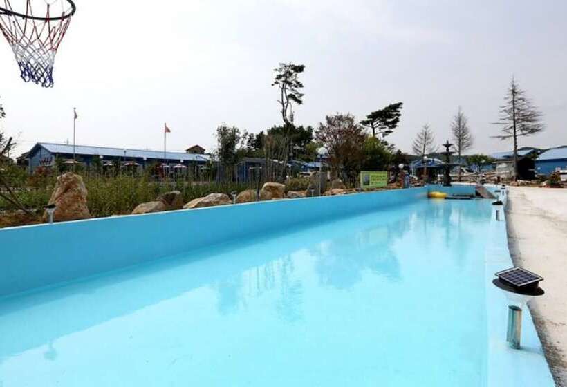 Taean Seaman House Pension