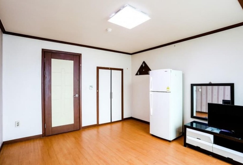 Taean Sinduri Park Pension