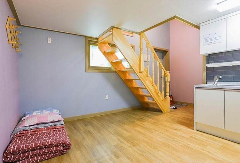 Taean Solbat Pension