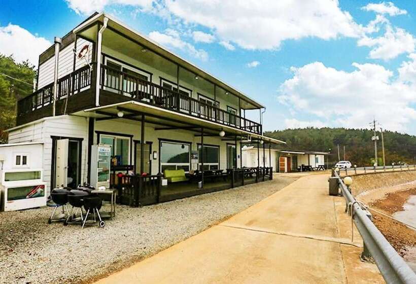 Taean  Ssingssing Pension