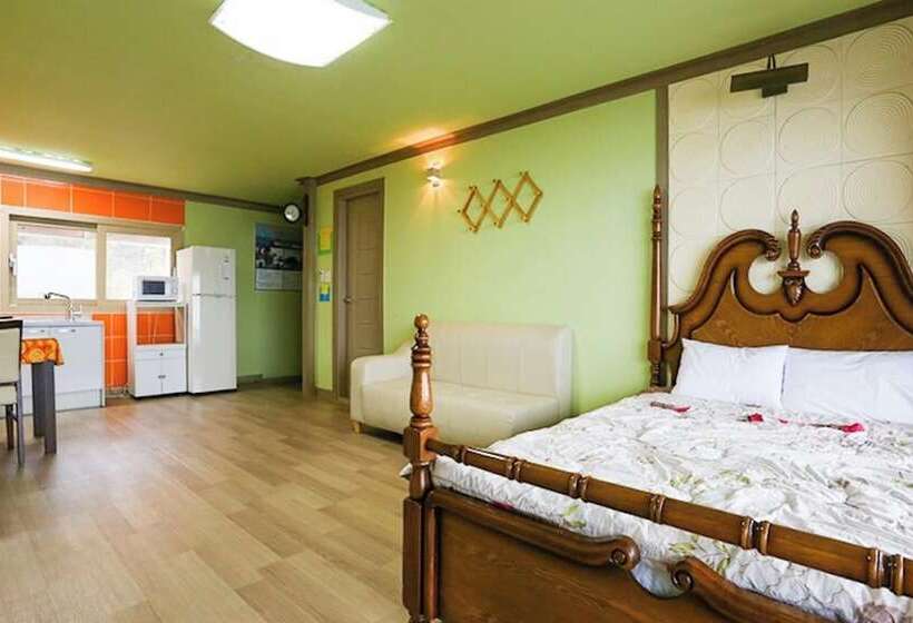 Taean  Ssingssing Pension