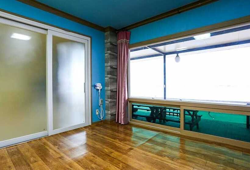 Taean  Ssingssing Pension