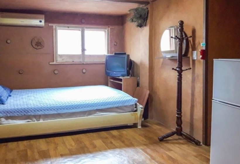 Taean Yeonpo Haibada Pension