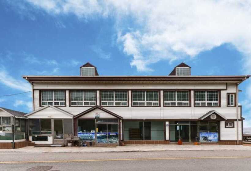 Yeongdeok Taebo Pension