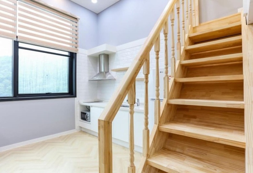 Tongyeong Asrai Pension