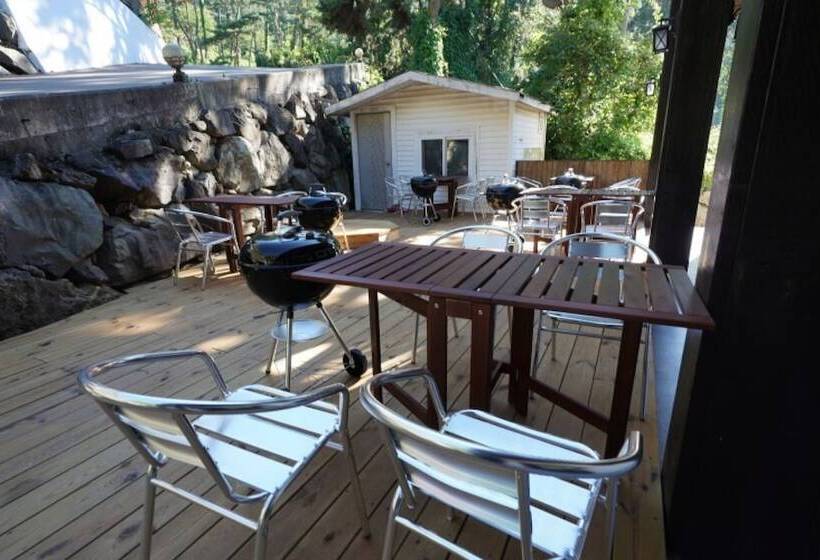 Tongyeong Glow Pension