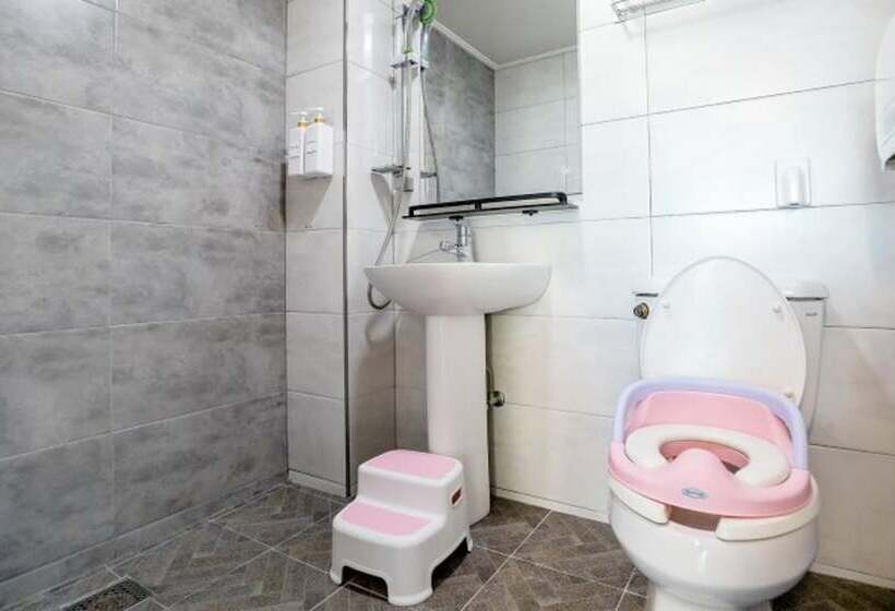 Tongyeong Haeorum Kids Pension