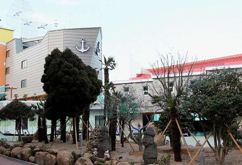 Tongyeong Morning Dew Pension