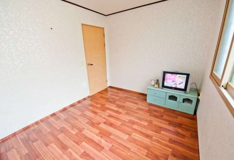 Uljin Saeparanggil Pension