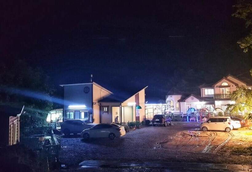 Yangpyeong 4hue House Pension