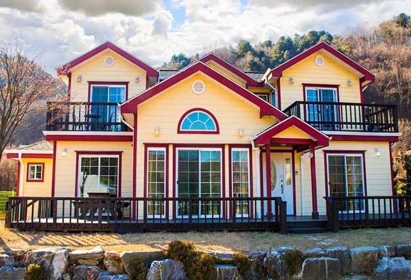 Yangpyeong Byeolbom Pension