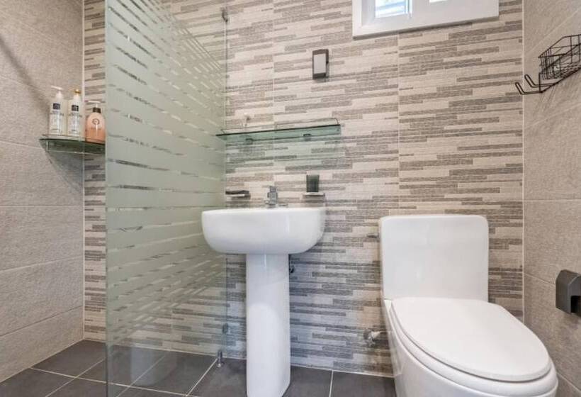 Yangpyeong Chorokbam Pool Villa Pension