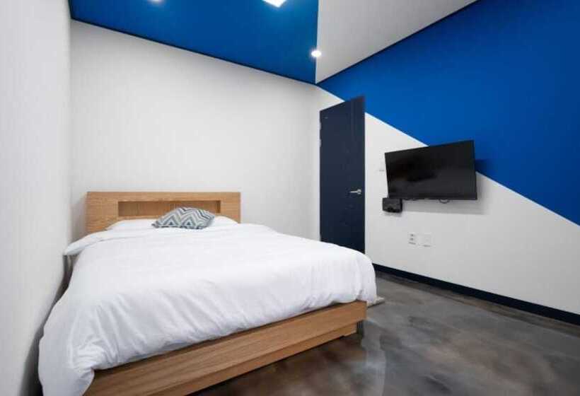 Yangpyeong Chorokbam Pool Villa Pension