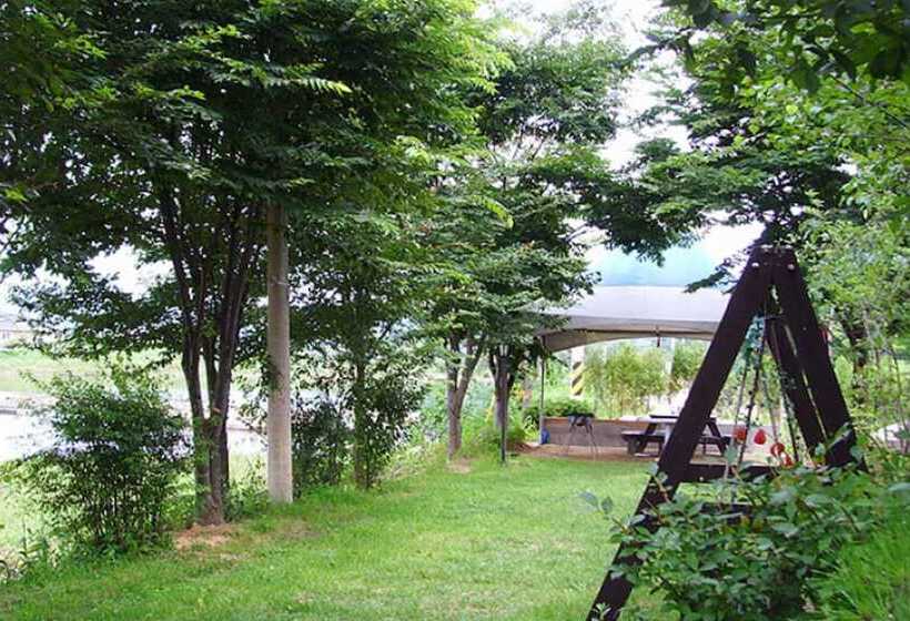 Yangpyeong Hayandohwaji Pension