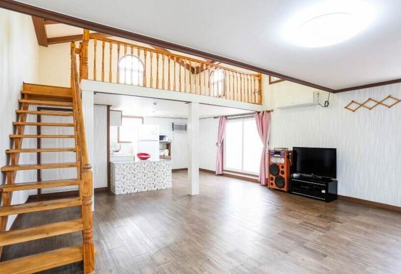 Yangpyeong Mountain Yard Pension