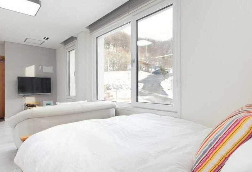 Yangpyeong Pension Abc Pool Villa