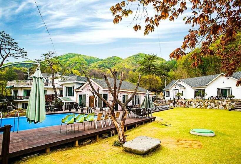 Yangpyeong Pension Sol