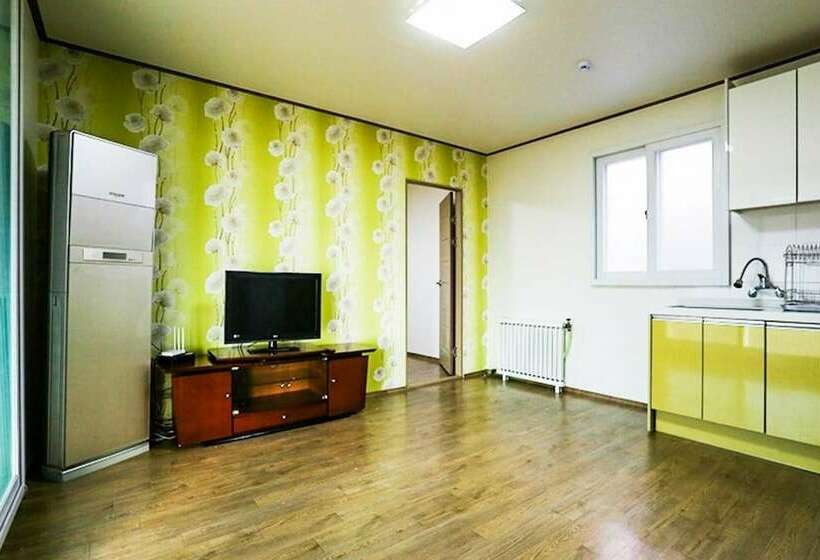 Yangpyeong San And Gang Pension