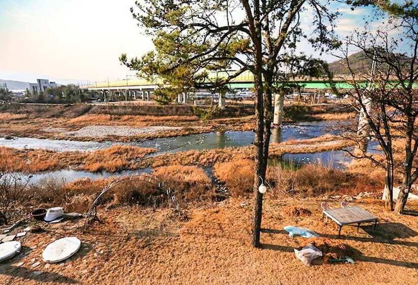 Yangpyeong San And Gang Pension