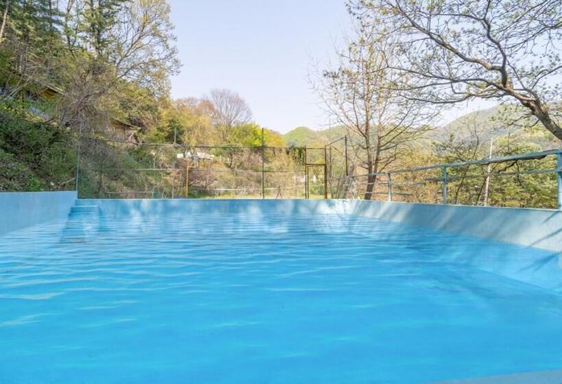 Yangpyeong Santa Pension