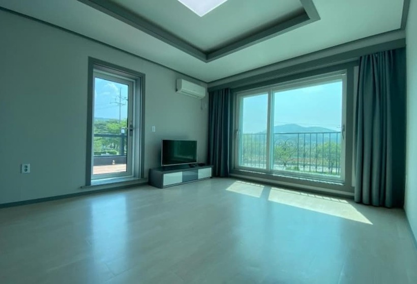 Yangpyeong Sonamujip Pension