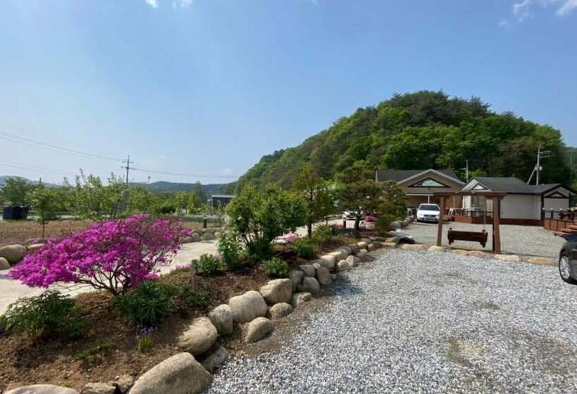 Yangpyeong Sonamujip Pension